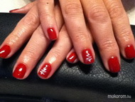 Gél lakk akril díszítéssel