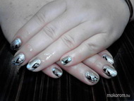 Best Nails - fekete fehér matyós