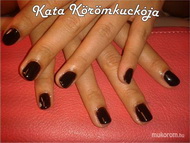 szép fekete gél lakk