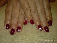 bordó gel lac virággal