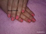 Best Nails - Pöttyös géllakk