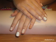 Igazi csajos gél lakkozás