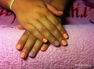 Neon swarovski kövekkel