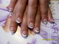 gél lakk fekete díszítéssel