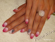 ombre lakkzselé akril mintával