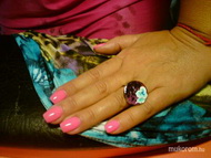 Gél lakk és gyűrű a ruhához