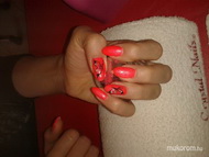 Bodnár Kata vakító narancs