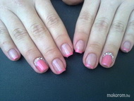 rózsaszín Barbinak