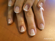 francia gél lakk díszítéssel