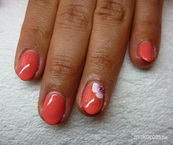 Gél lakk akril díszítéssel