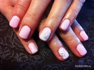 Babarózsaszín swrovskival