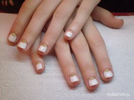 Barbinak fehér arany holdacskával