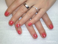 Tündinek piros csillagos