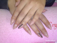 Tinának nugát szegecses