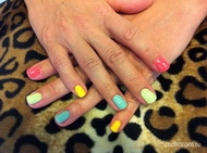 szivárványos géllakk