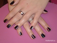 Raminak fekete színes szegecsekkel