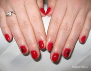 piros gél lakk rénszarvassal