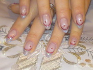 gel lakk pirossal