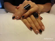 Fekete és púder variációja