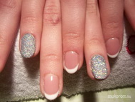 Francia gél lakk cukor manikűrrel 