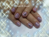 Pasztel lila gél lakk