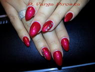 Selyempiros géllakk és strasszok