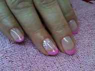 Best Nails - Pöttyös