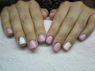 Best Nails - köves