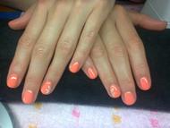 CN géllakk akril virággal