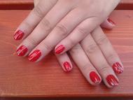 Vörös gél lakk