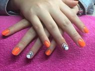 narancs fehér fekete