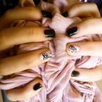 Matt fekete rózsaszín masnis