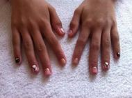 Best Nails - Nude feketével és arannyal