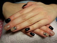 Best Nails - Vizsga után Évinek