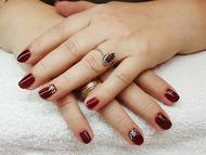 Best Nails - Bordó gél lakk virágokkal