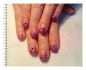 gél lakk akrillal díszítve