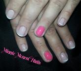 Pink és francia gél lakkozás 