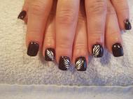 Crystal Nails angyalszárnyakkal