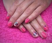 Pink nailfetti
