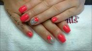 Trendy Nails by Edit