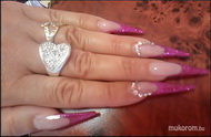 Best Nails - hegyes