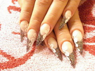 Best Nails - mega white