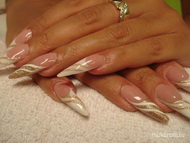 Best Nails - aranyozott
