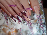 Best Nails - Stiletto kövekkel