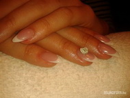 Best Nails - nagy virággal