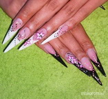 Best Nails - Kitti