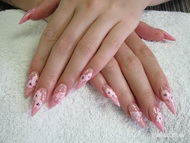 Rózsaszín virágos