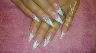 Best Nails - Francia hegyes