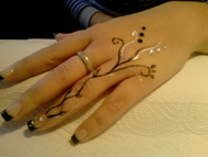 Best Nails - Henna painting, body painting