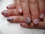 porci-akril virággal